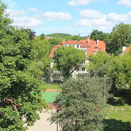 In Lägenhet *